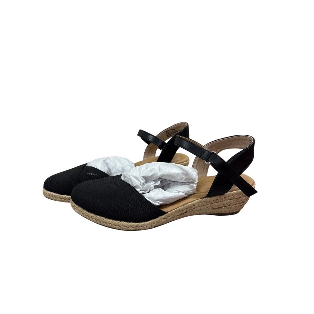 New Kelly & Katie Size 7 Black Ankle Strap Wedge Vacation Espadrille Sandals